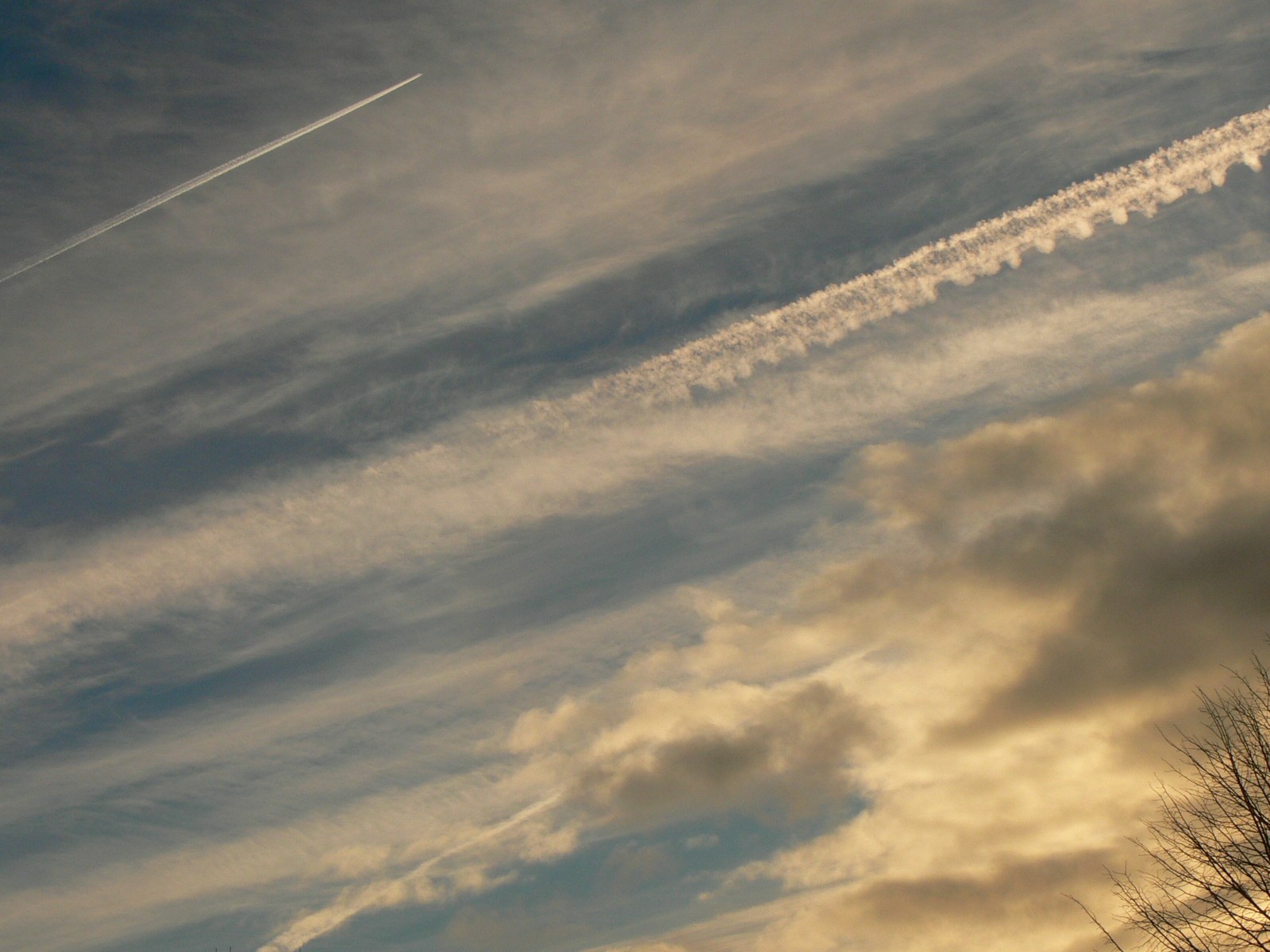 UK chemtrail corridor...