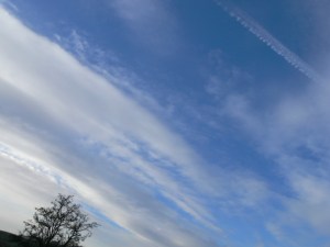 built up corridor of chemtrail to make it look 'natural'...
