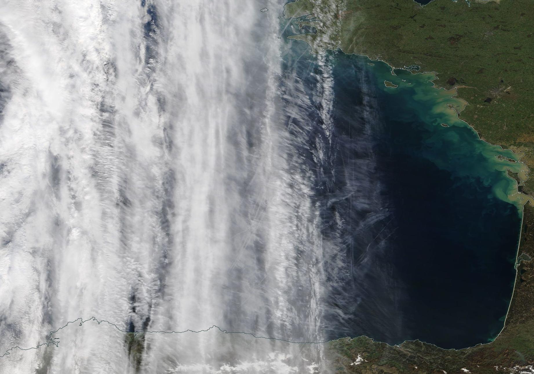 chemtrail Biscay 23rd Feb 2019 ... https://go.nasa.gov/2ItVSI2