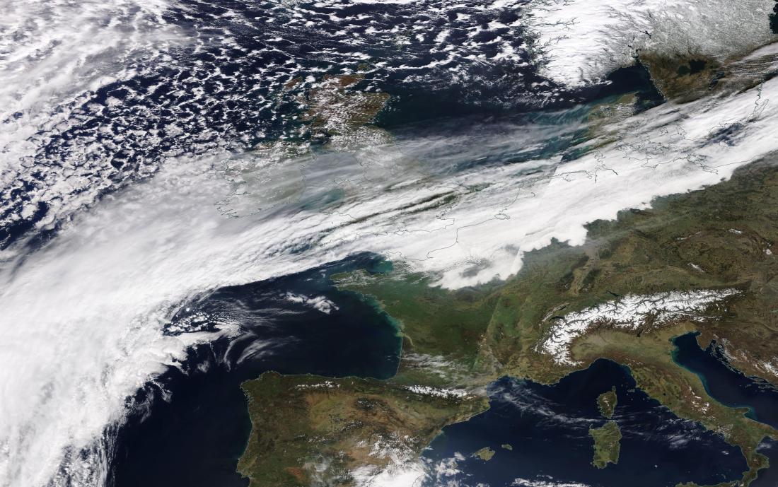 chemtrail UK Sat 23rd March 2019 ... https://go.nasa.gov/2WiXfLD