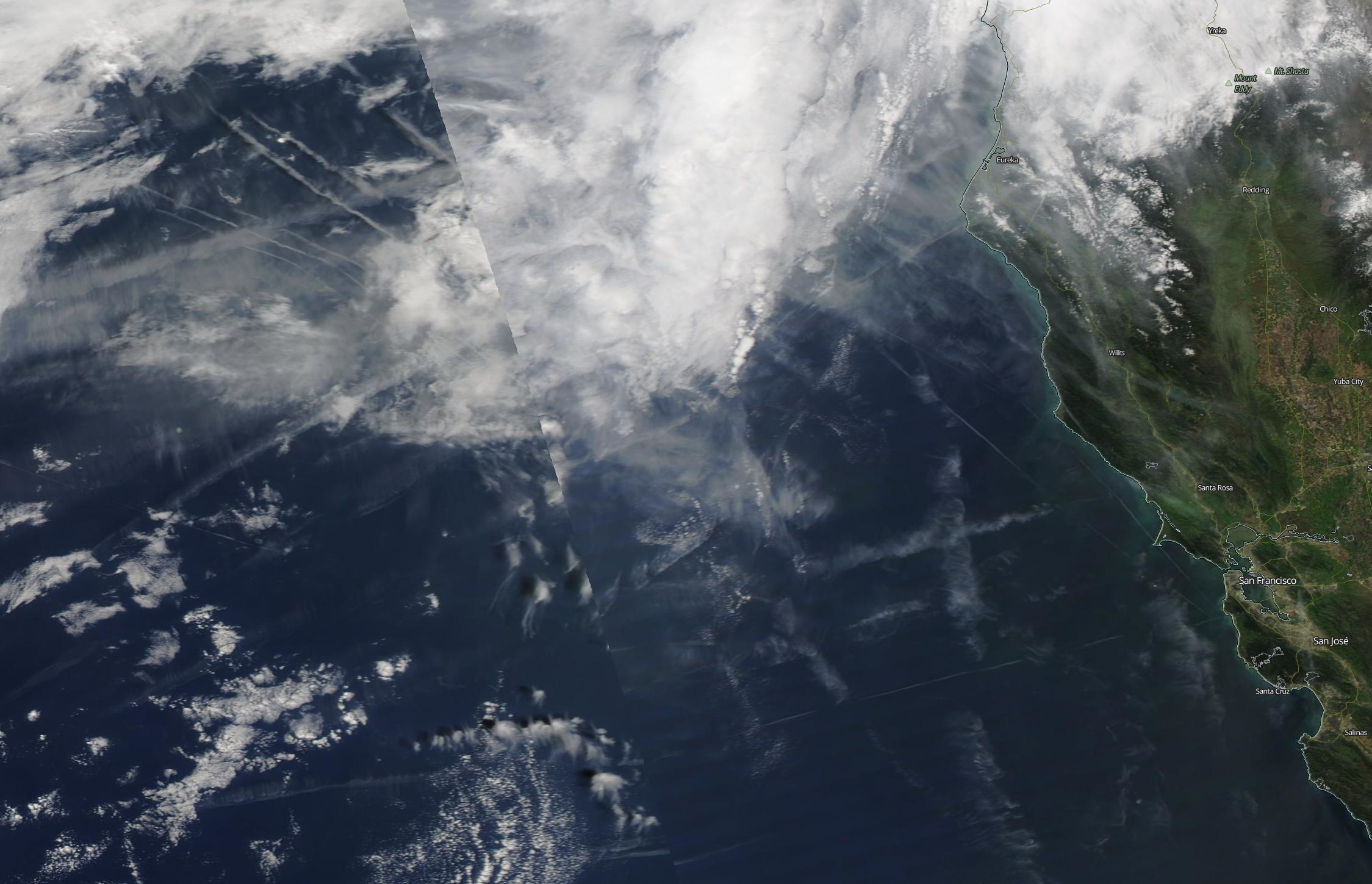 chemtrail Pacific area toward California 13 April 2018