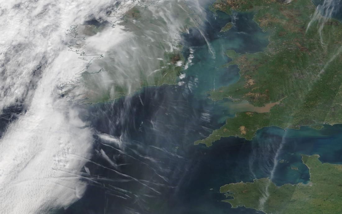 chemtrail geoengineering 20 April 2019 very obvious chemtrail geoengineering