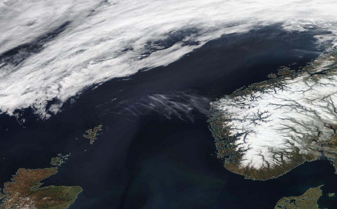 chemtrails Norwegian Sea Easter Monday 21 April 2019 ... https://go.nasa.gov/2URbr2a