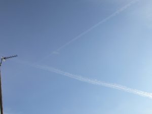 uk chemtrail geoengineering 1st April 2019 10:33 BST a lot of chemtrail this morning. Afternoon totally overcast.