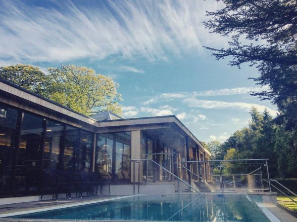 chemtrails in the sky above Cumbria ... why are people so slow / unable to see this ???