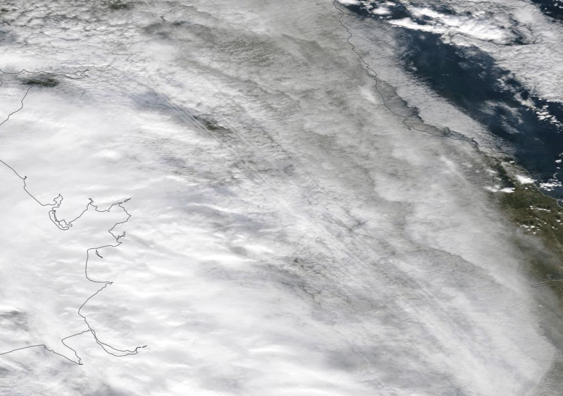 Central Pennine flight path, chemtrails running the length of England. Wed 6th Nov 2019. https://go.nasa.gov/2CgAKzc