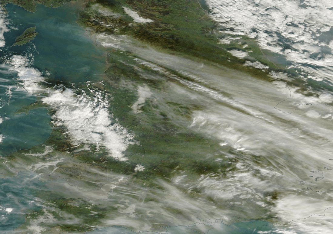 Chemtrails UK Lake District. 13 Jan 2012. https://go.nasa.gov/34CFDOK