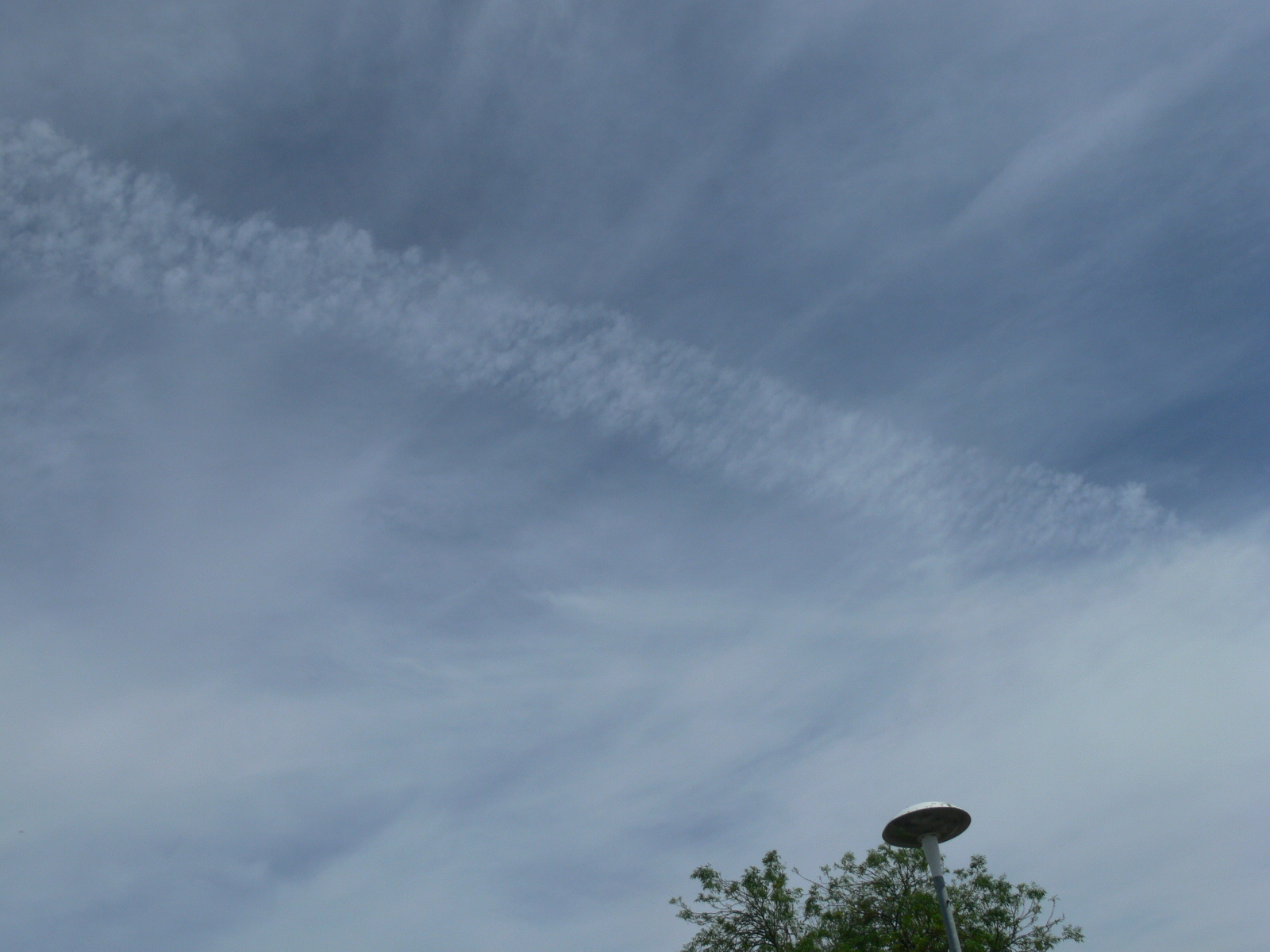 UK chemtrail, NE England 23 June 2019 12:27 hrs